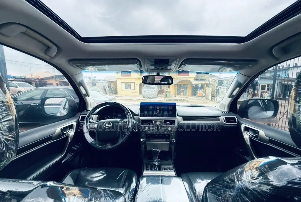 Lexus GX 460 Luxury 2015 White
