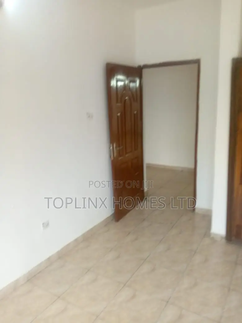 Furnished 3bdrm Apartment in Lekki Phase 1 for sale