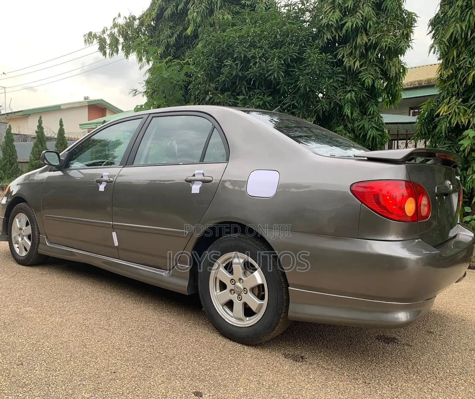 Toyota Corolla Sedan Automatic 2004 Gray