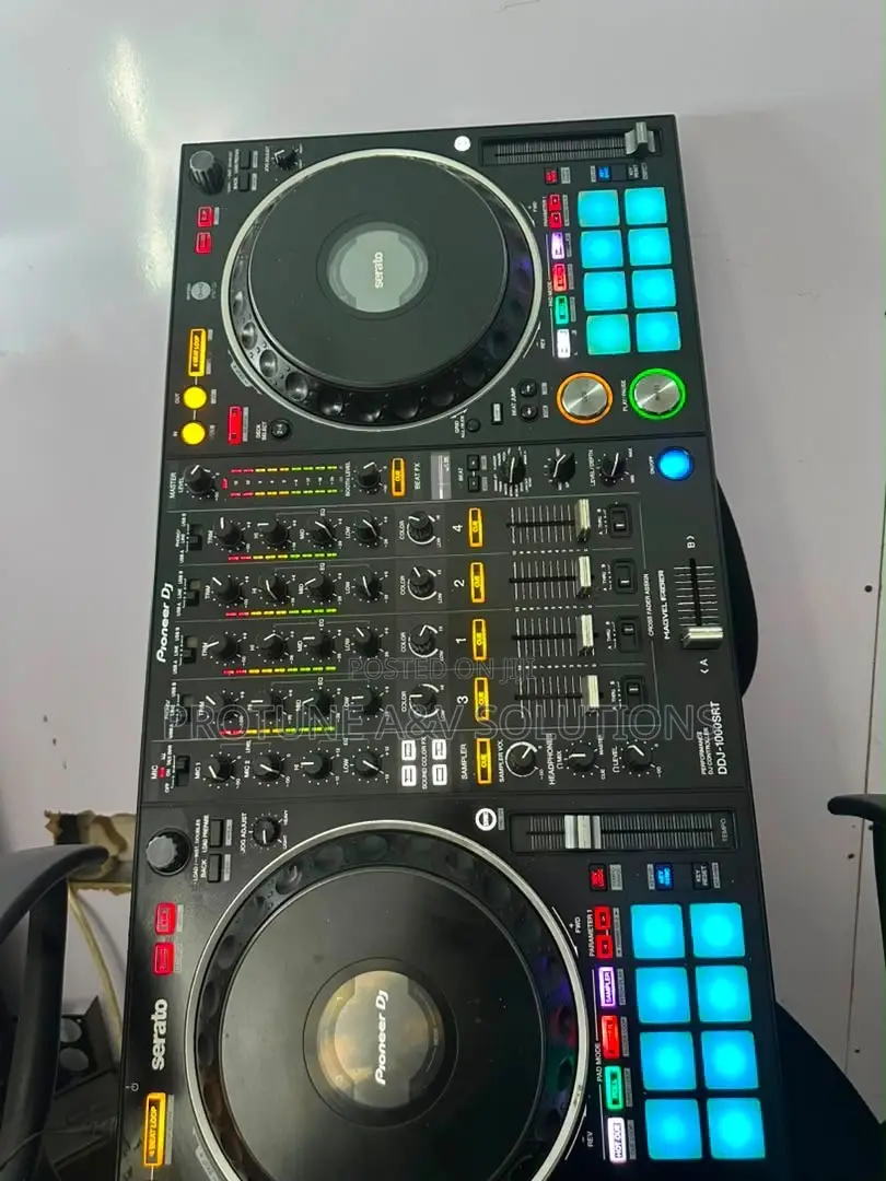 DDJ Srt1000