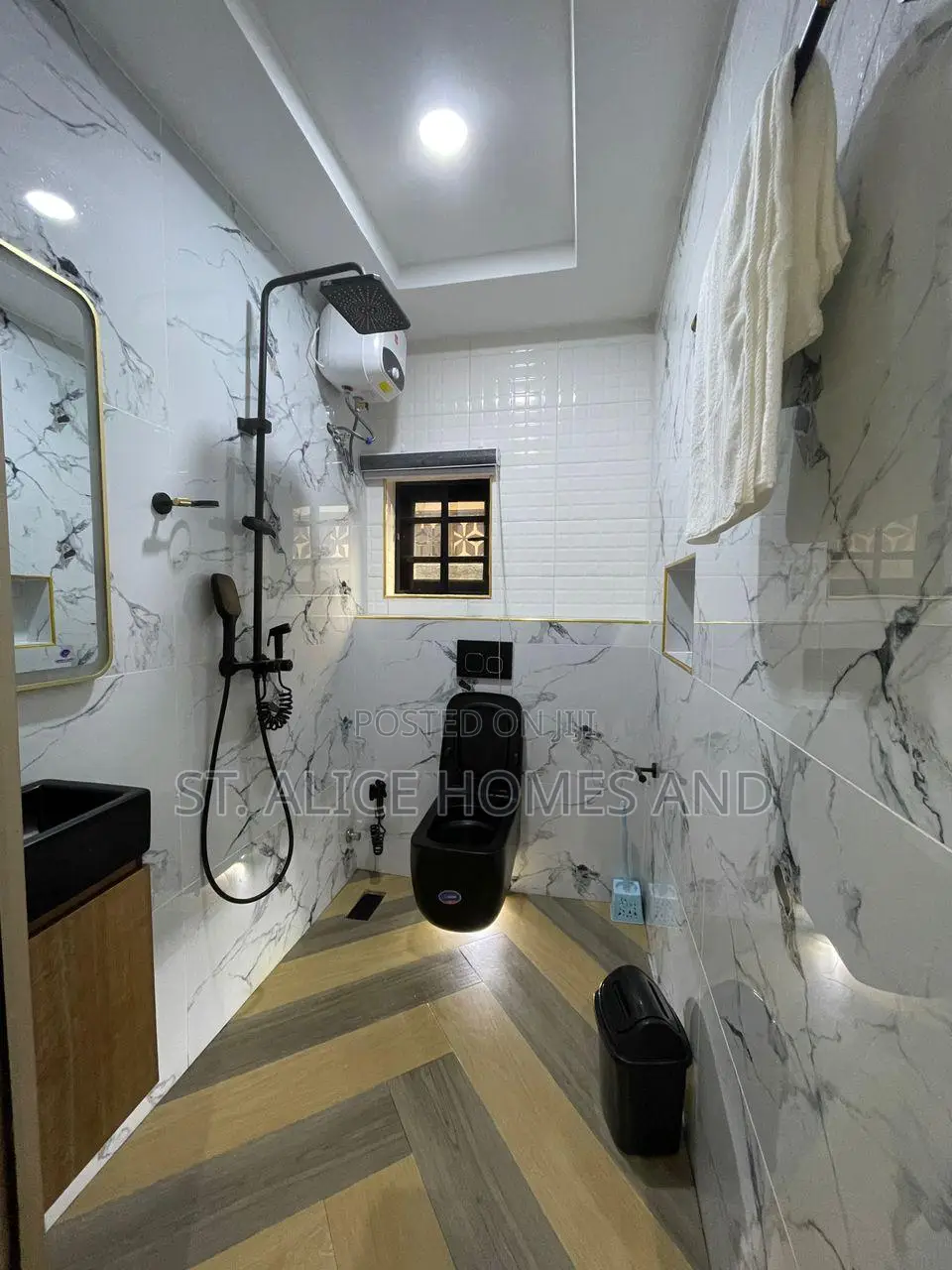 Heaven 2 Bedroom Apartment With Washing Machine & Private Balcony