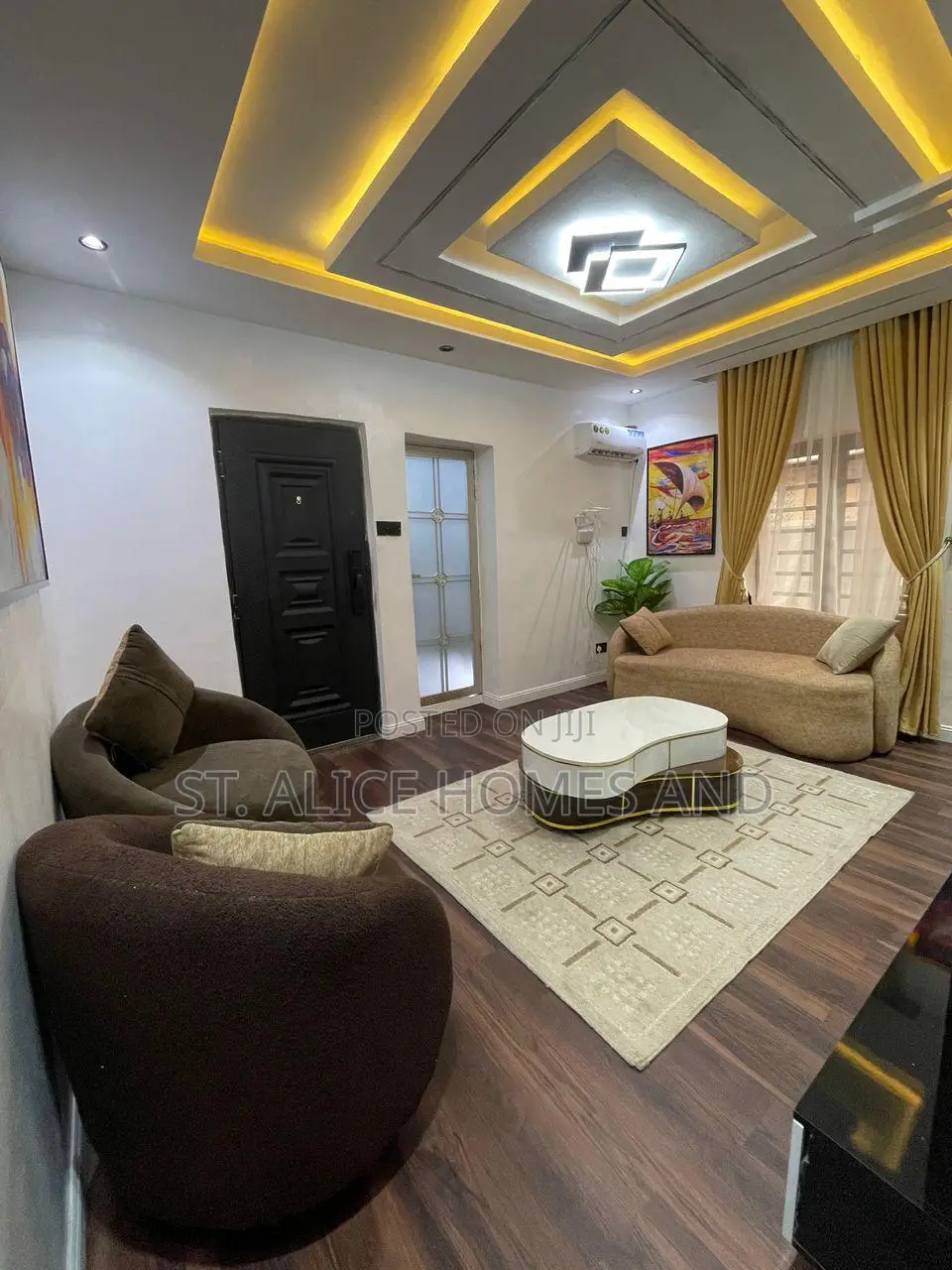 Heaven 2 Bedroom Apartment With Washing Machine & Private Balcony