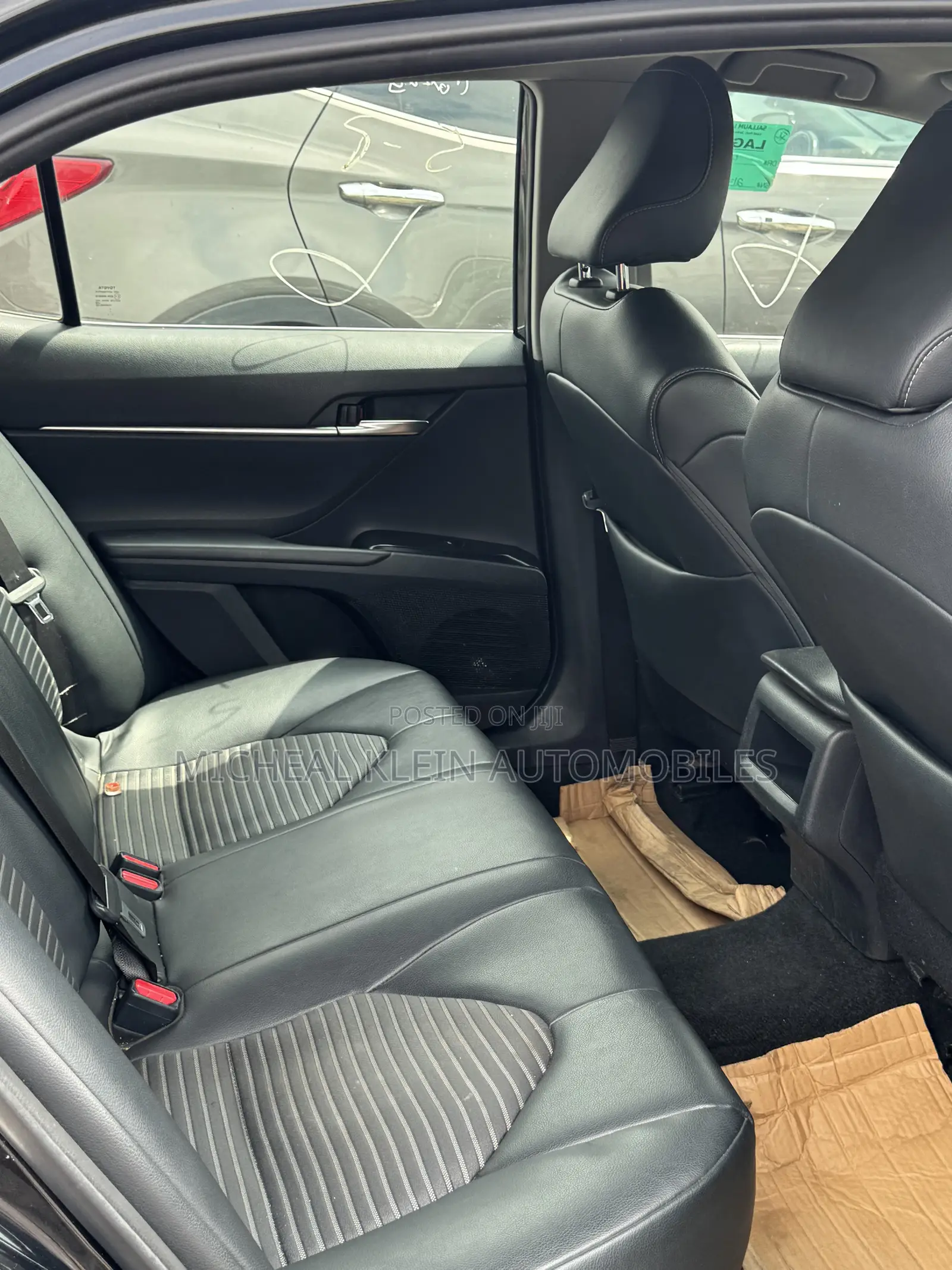 Toyota Camry SE (2.5L 4cyl 8A) 2019 Black