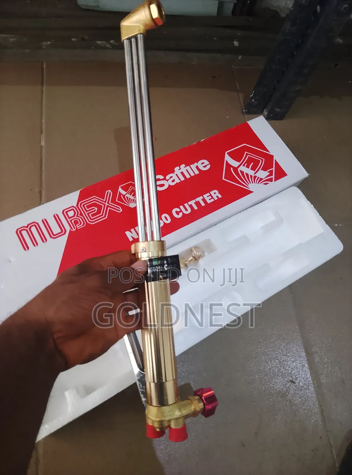 Heavy-Duty, Nozzle-Mixing Oxy-Fuel Cutting Torch