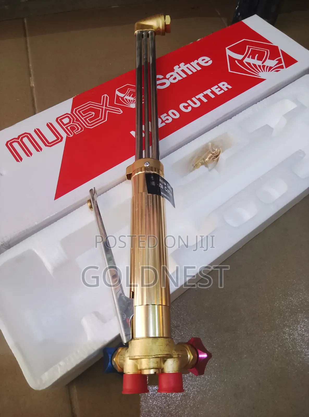 Heavy-Duty, Nozzle-Mixing Oxy-Fuel Cutting Torch