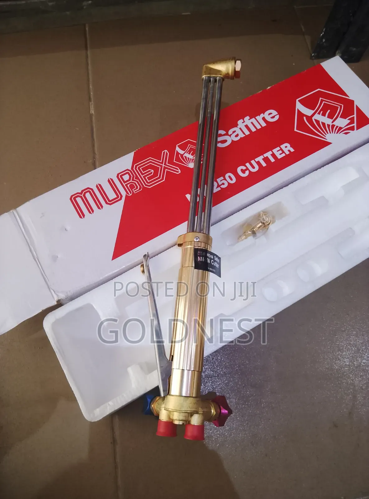 Heavy-Duty, Nozzle-Mixing Oxy-Fuel Cutting Torch