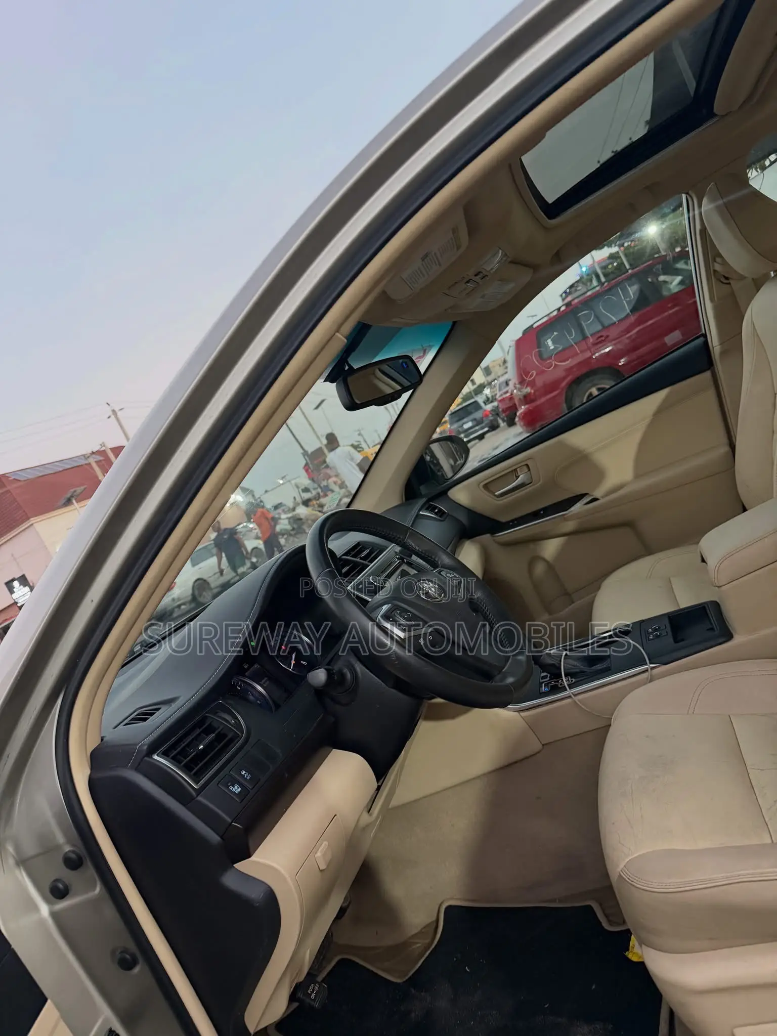 Toyota Camry 2016 Gold