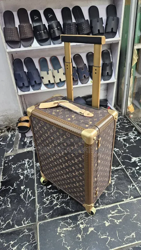 Dynamic Best Quality LV Single Luggage Box
