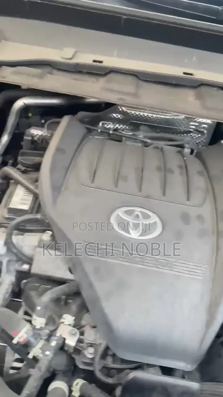 Toyota Highlander 2024 Red