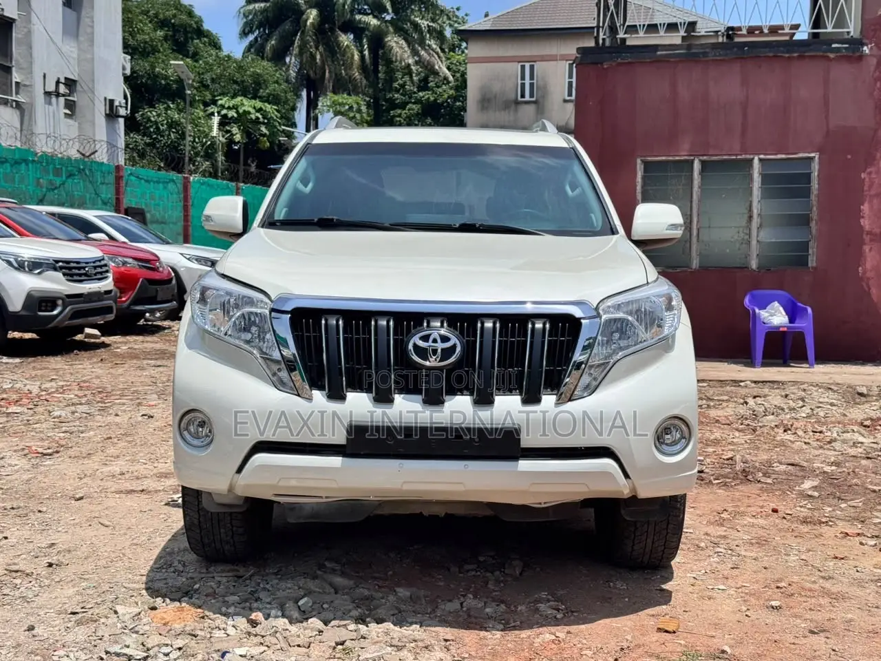 Toyota Land Cruiser Prado 2017 White