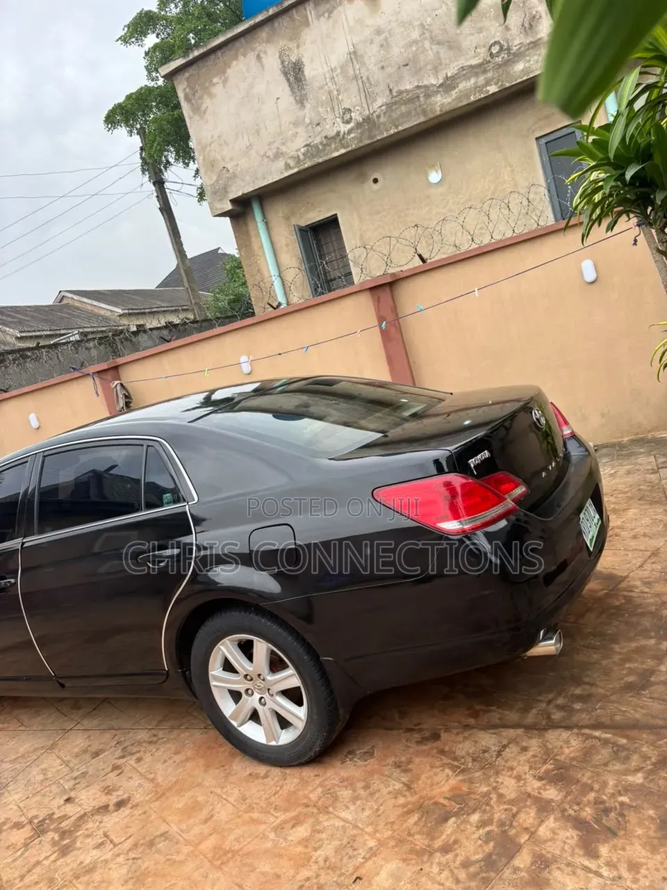 3bdrm Block of Flats in Chris Connections, Ejigbo / Ejigbo for sale