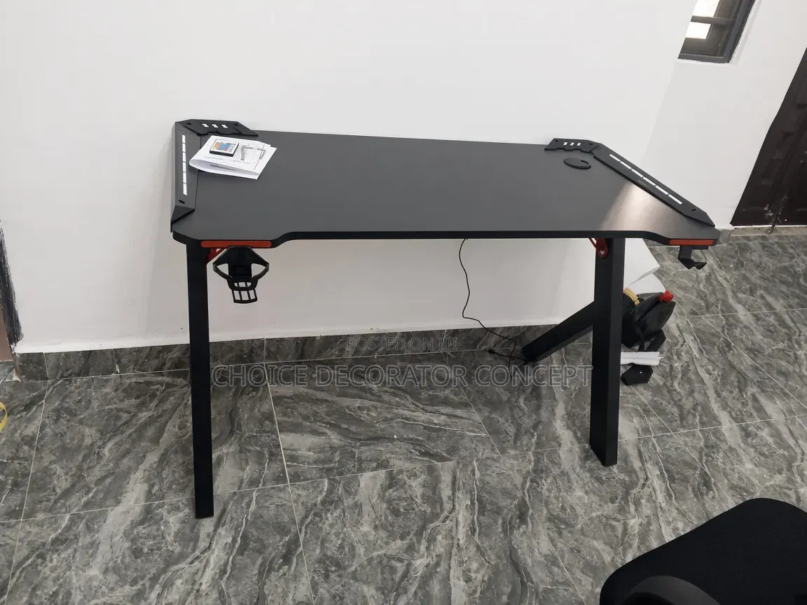 Black Gaming Desk