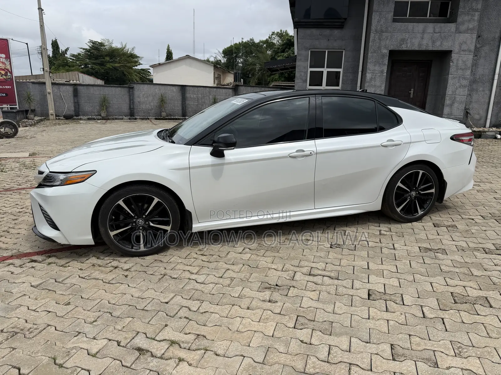 Toyota Camry XSE (2.5L 4cyl 8A) 2019 White