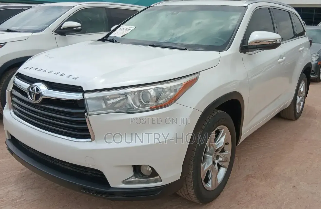 Toyota Highlander Limited Platinum 4dr SUV AWD (3.5L 6cyl 6A) 2015