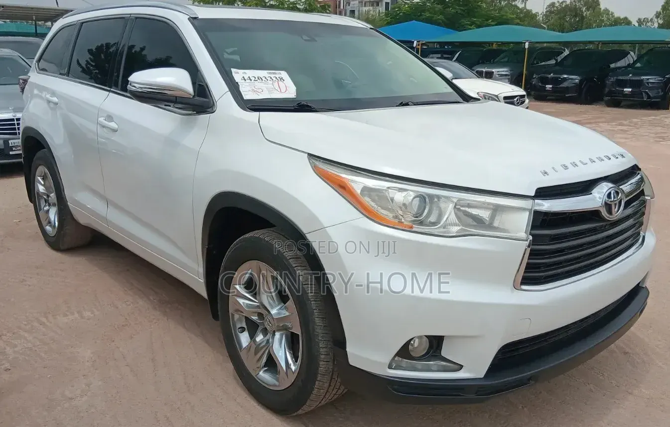 Toyota Highlander Limited Platinum 4dr SUV AWD (3.5L 6cyl 6A) 2015