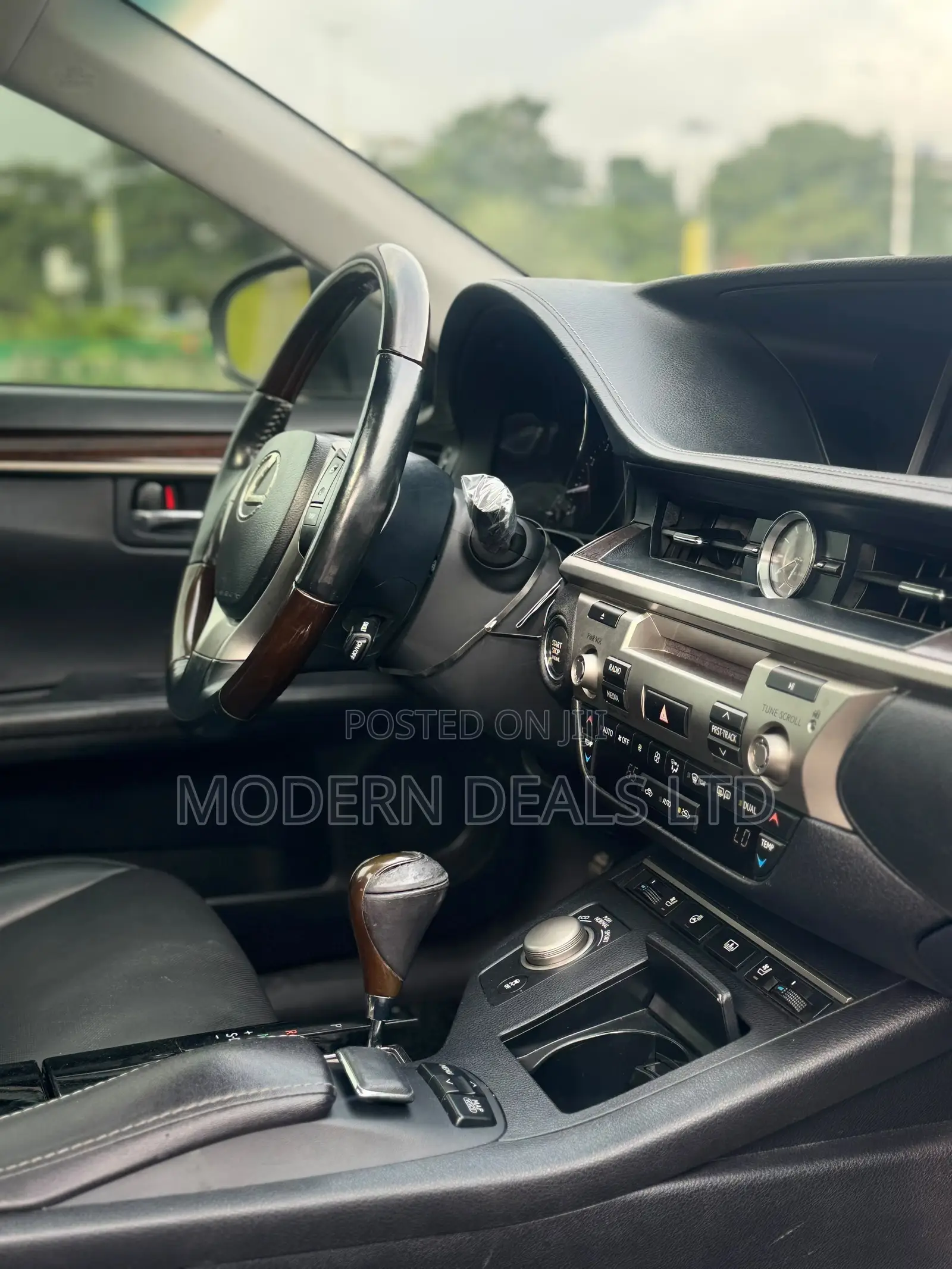 Lexus ES 350 FWD 2014 Gray