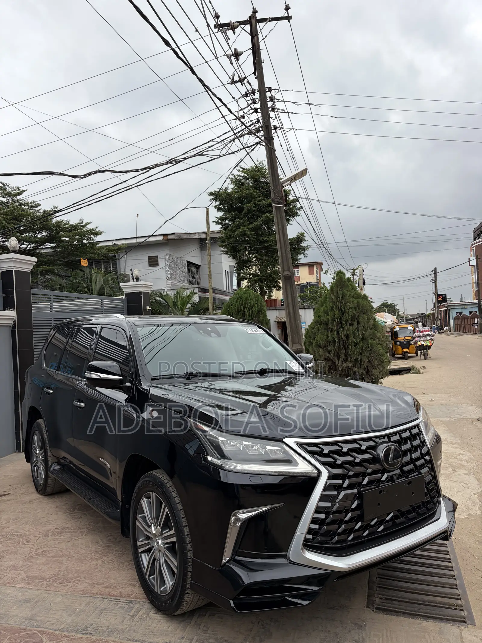 Lexus LX 570 AWD 2017 Black