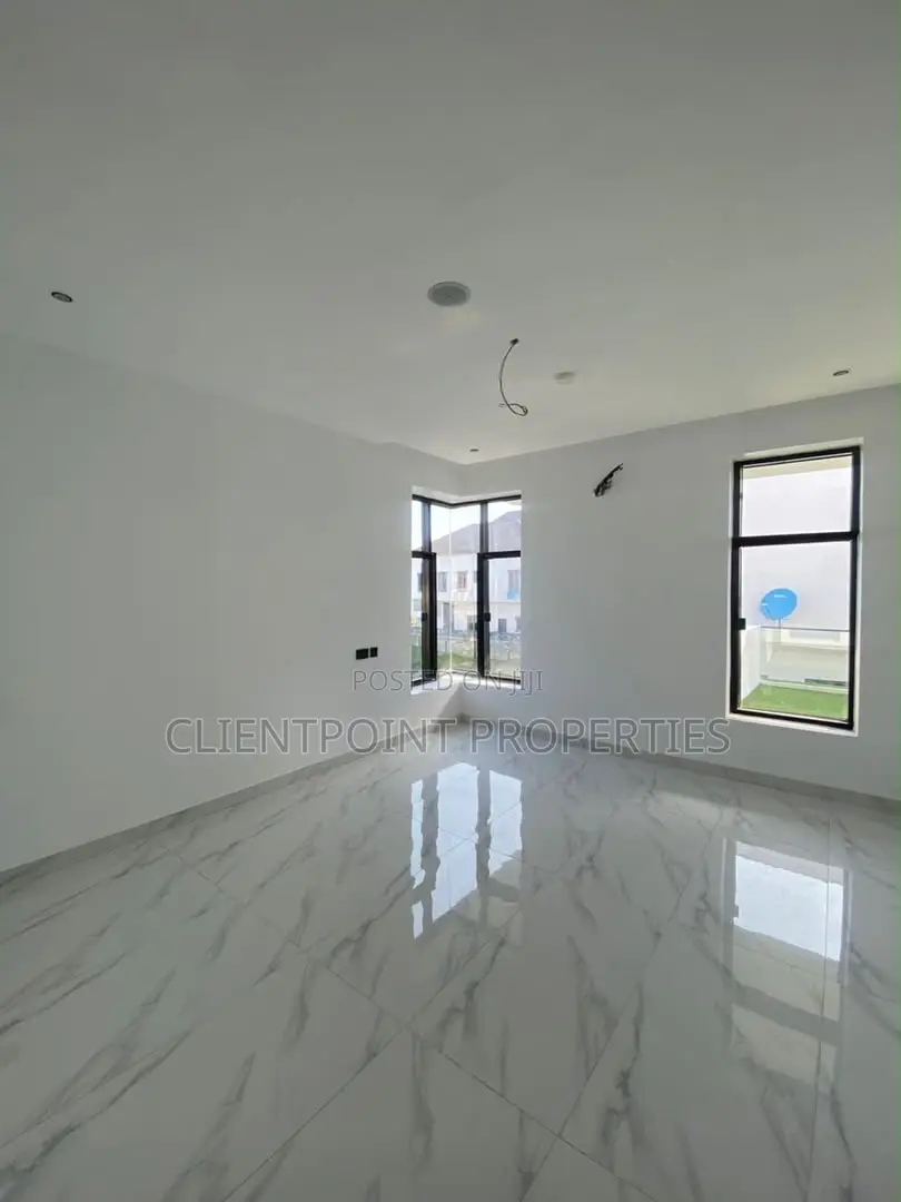 Furnished 5bdrm Duplex in Orchid, Lekki Phase 2 for sale
