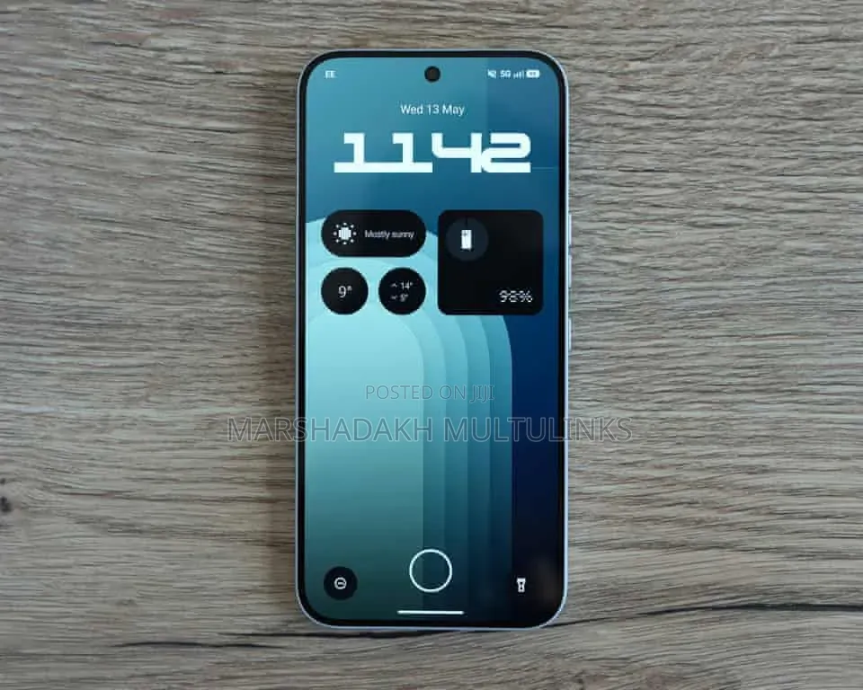 New Nothing Phone 4a Pro 256 GB Silver