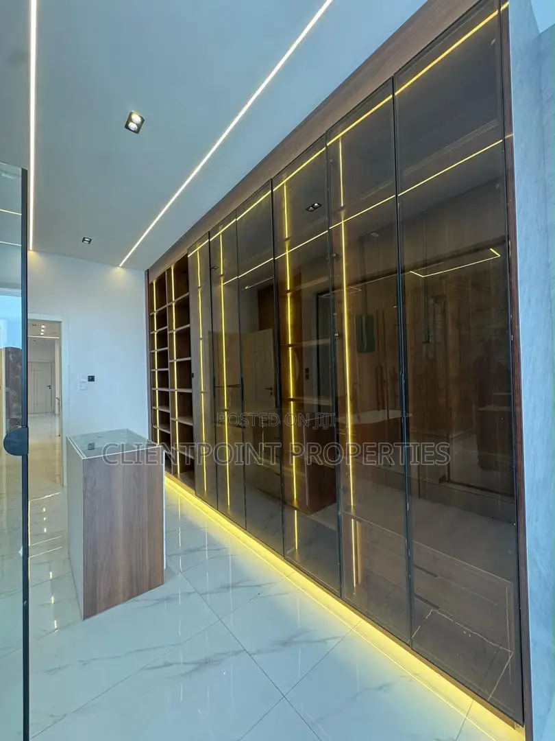 Furnished 5bdrm Duplex in Ikota, Lekki Phase 2 for sale