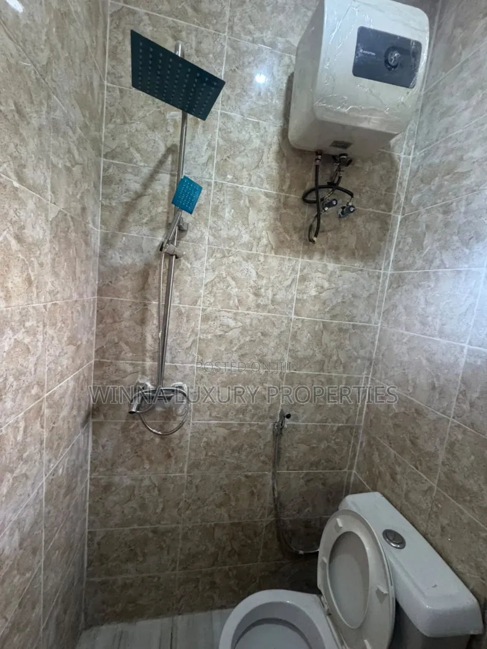 3bdrm Townhouse/Terrace in Ministry Of Defence, Lugbe District for sale