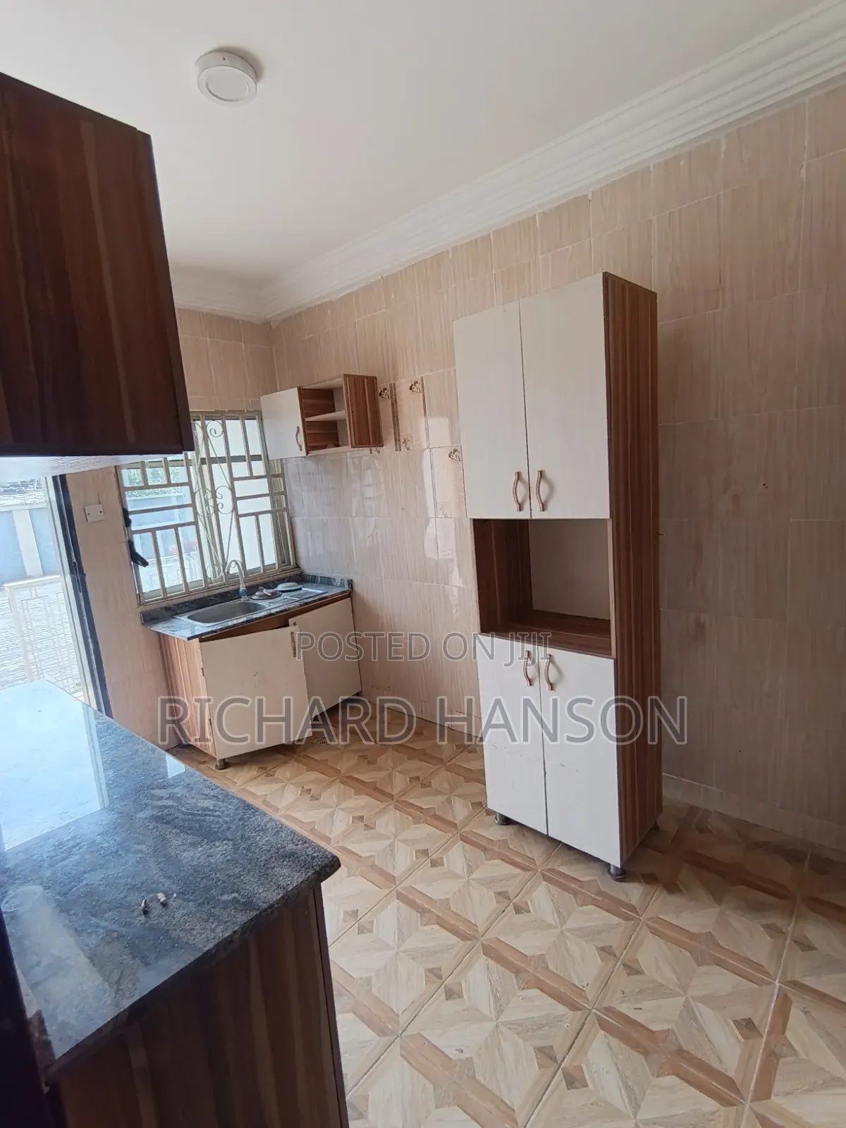 3bdrm Apartment in Blenco, Sangotedo for rent