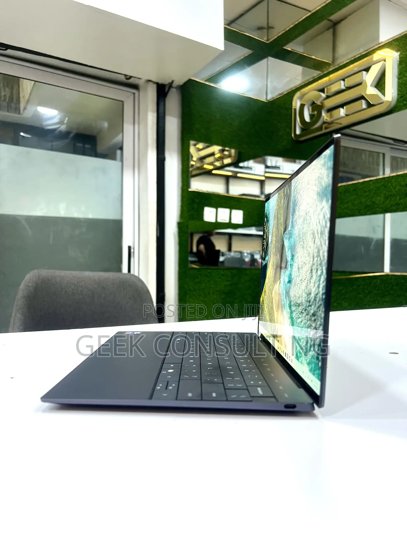 Laptop Dell XPS 13 (9350) 32GB Intel Core Ultra 7 SSD 1T