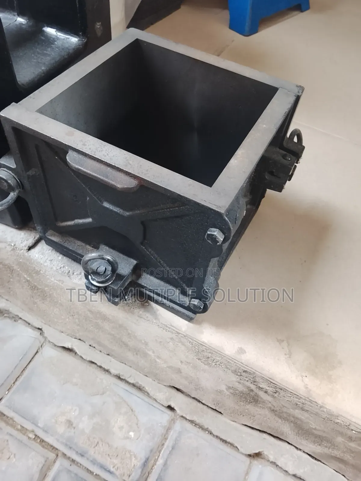 150mm Cast Iron Concrete Test Cube Mould,