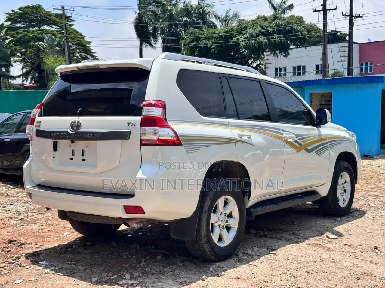 Toyota Land Cruiser Prado 2017 White