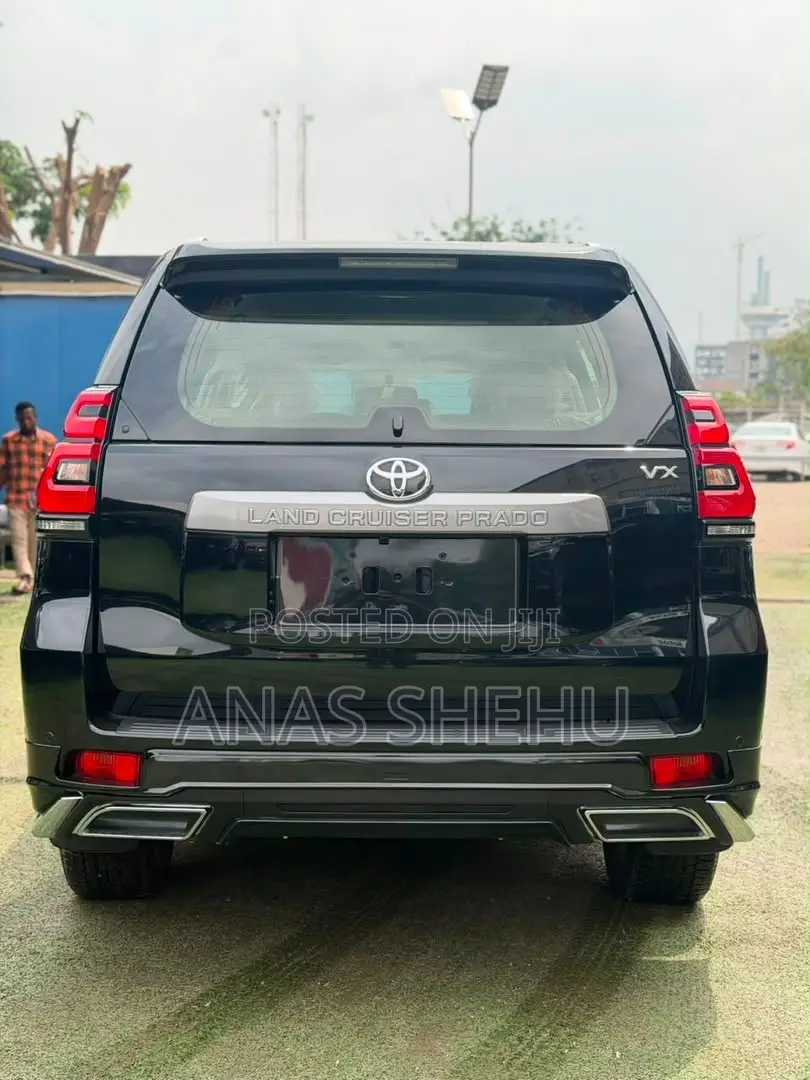 New Toyota Land Cruiser Prado 2023 Black