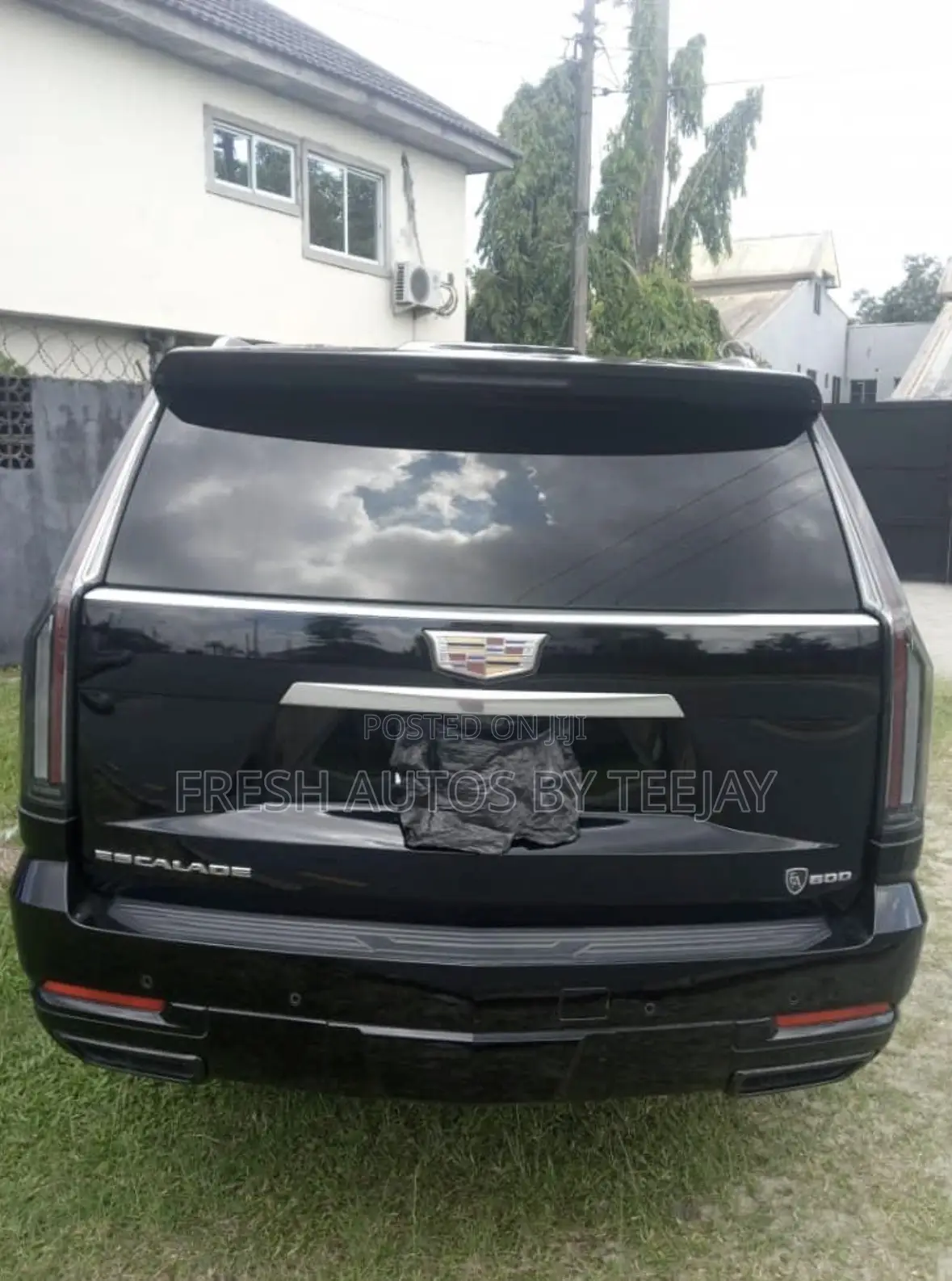 New Cadillac Escalade RWD 4dr Premium Luxury Platinum 2025 Black