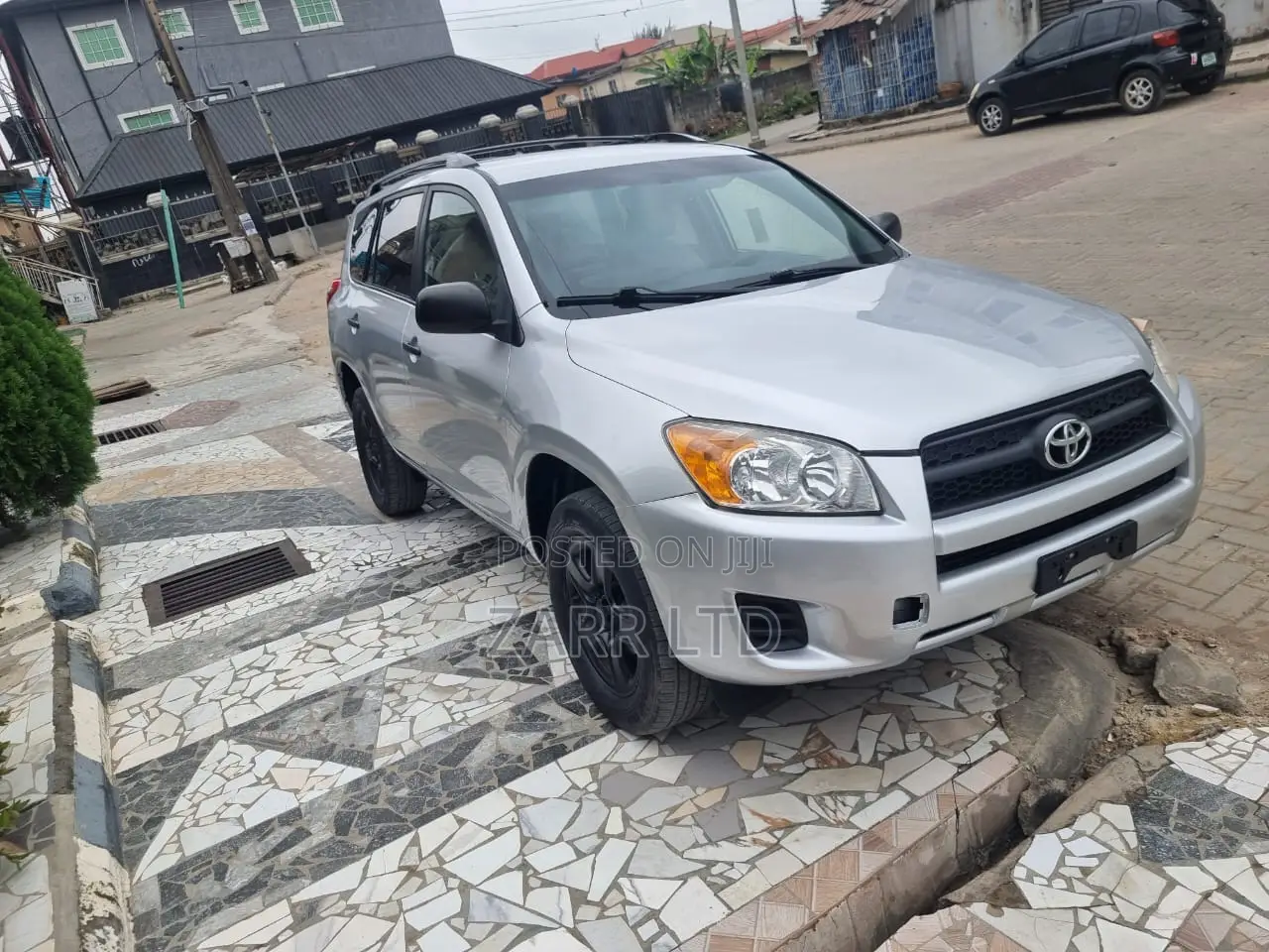 Toyota RAV4 2011 Silver