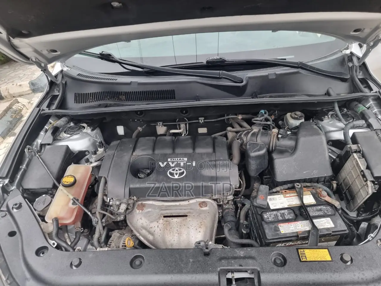 Toyota RAV4 2011 Silver