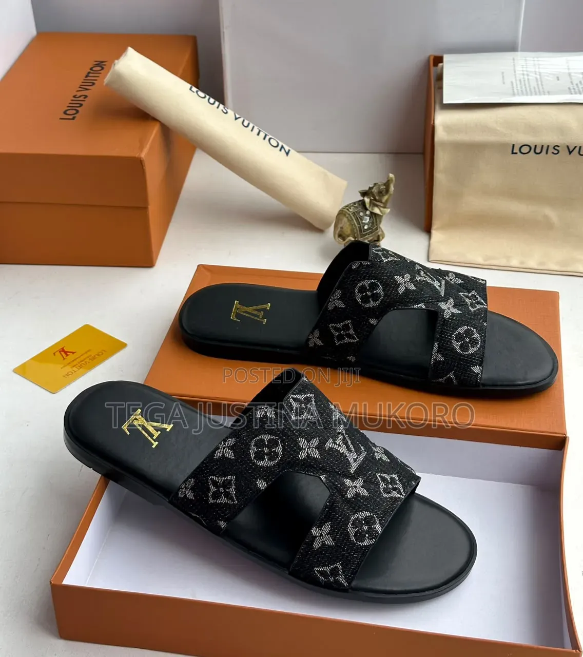 Luxury Louis Vuitton Men's Pam Slippers