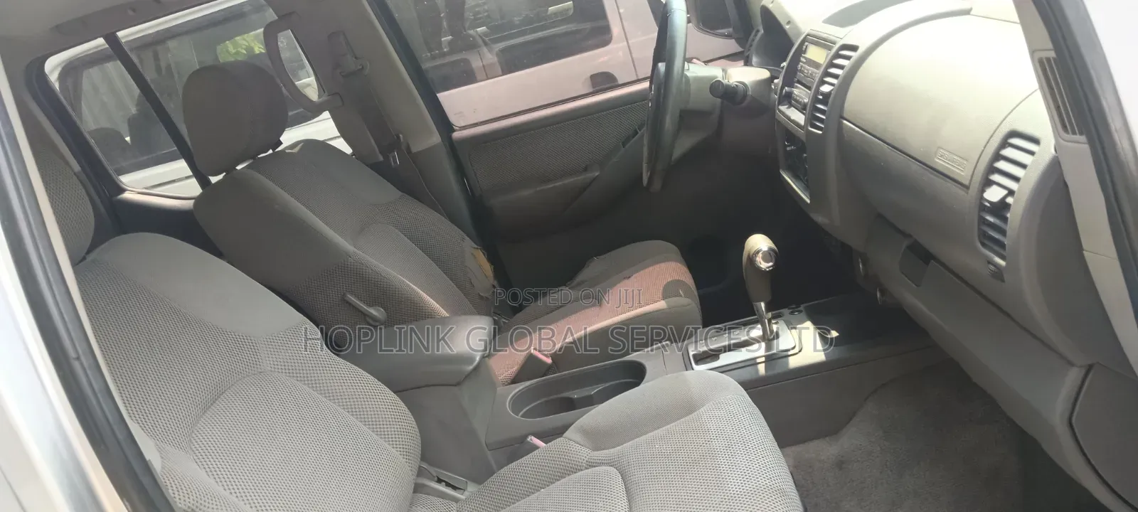 Nissan Frontier 2004 Silver
