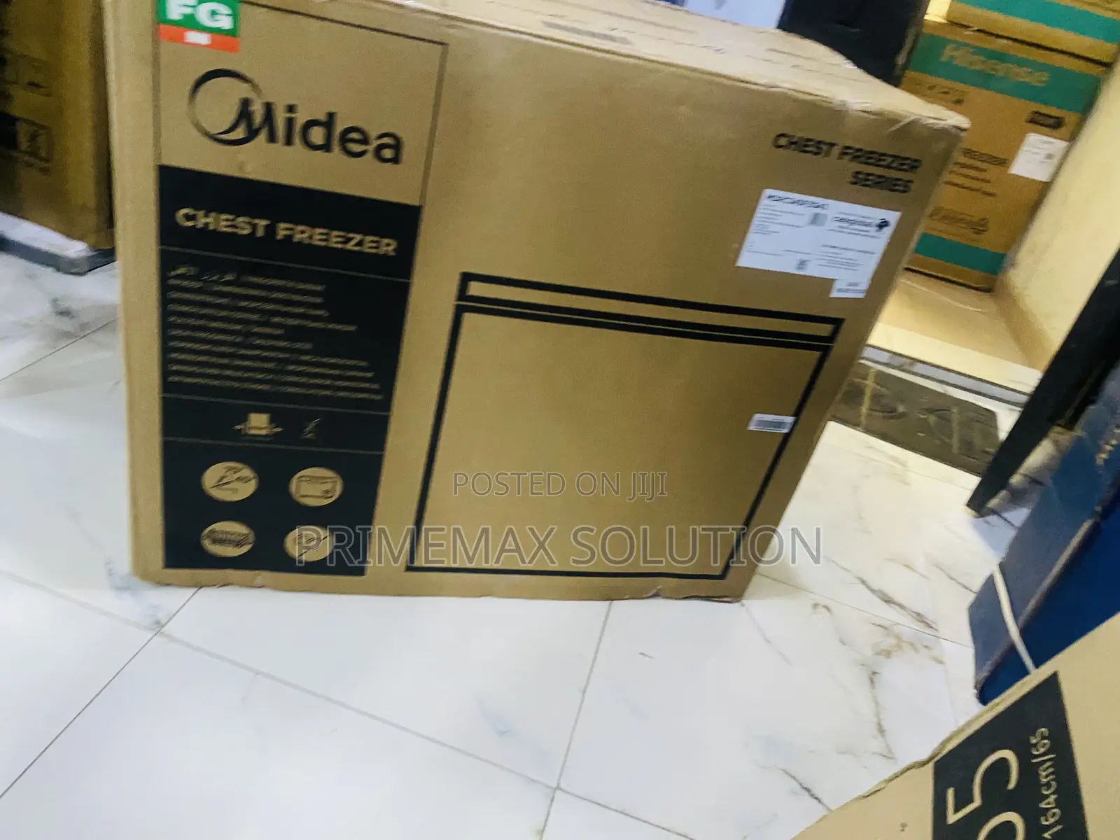 Spacious 249L Storage: Midea Chest Freezer With Removable Baskets