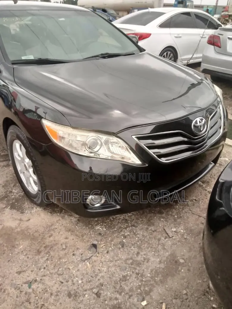 Toyota Camry 2010 Black