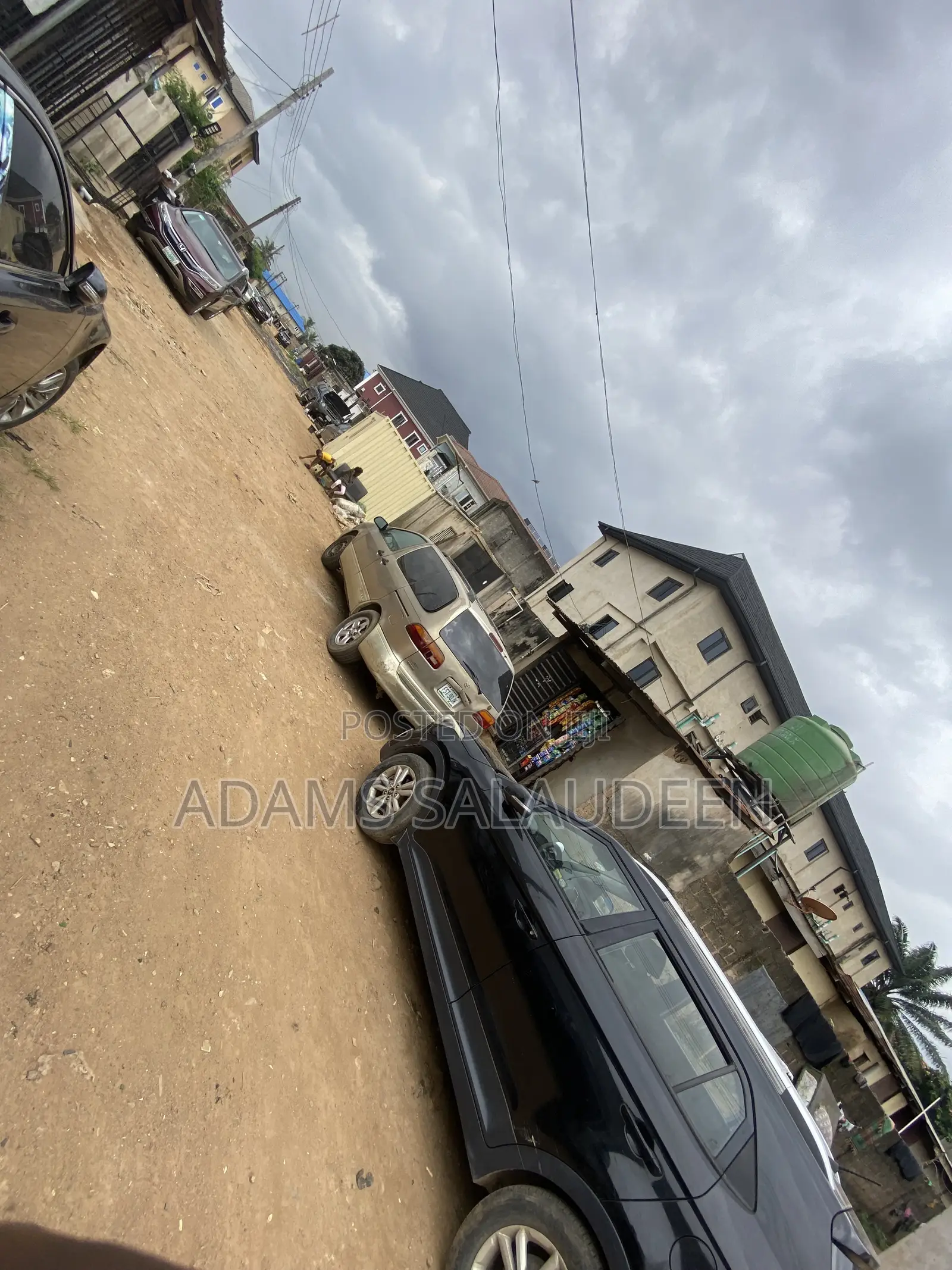 6bdrm House in Aderupoko for sale