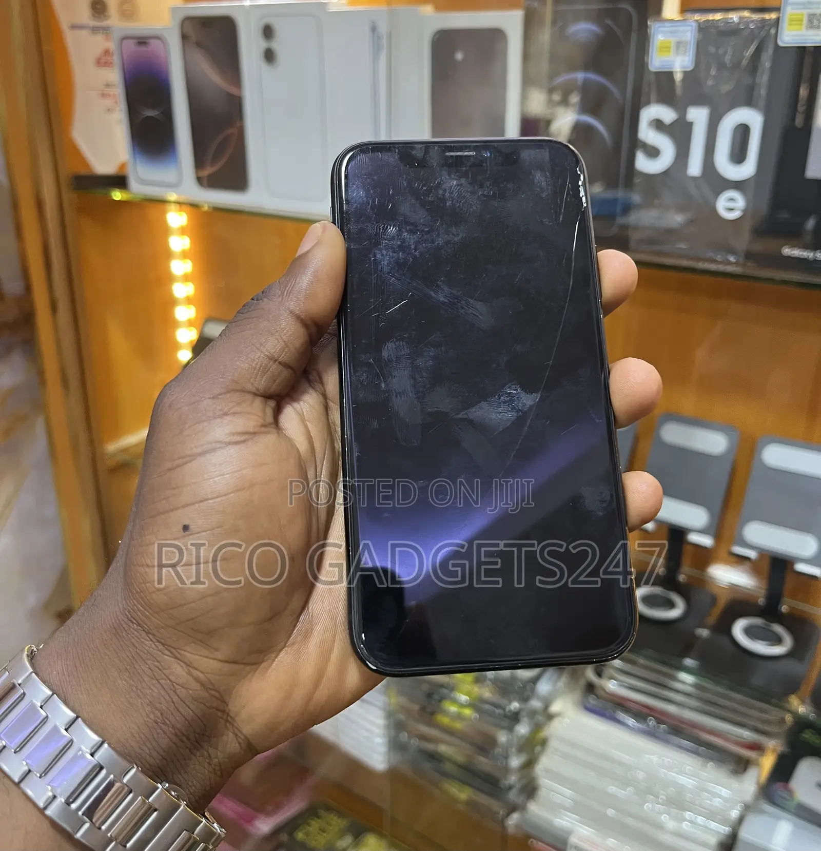 Apple iPhone XR 64 GB Black