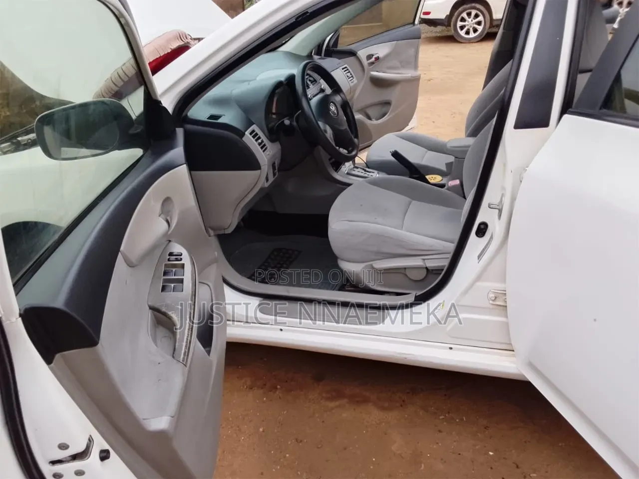 Toyota Corolla 2012 White