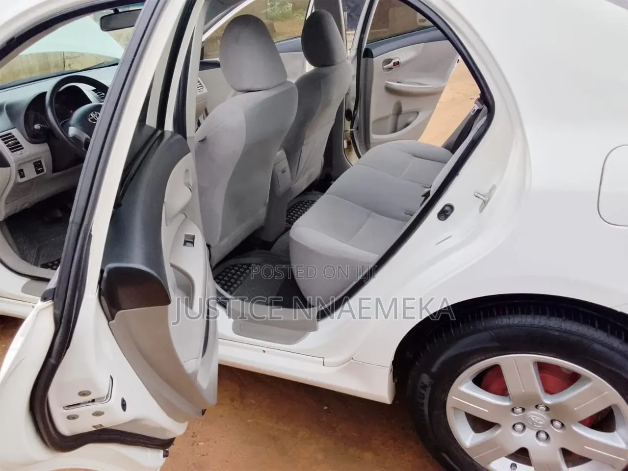 Toyota Corolla 2012 White