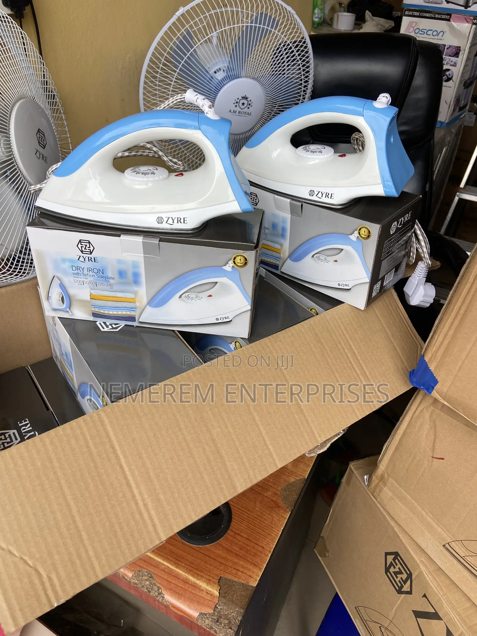 Brand New ZYRE Heavy Duty Teflon Dry Iron (1200W)