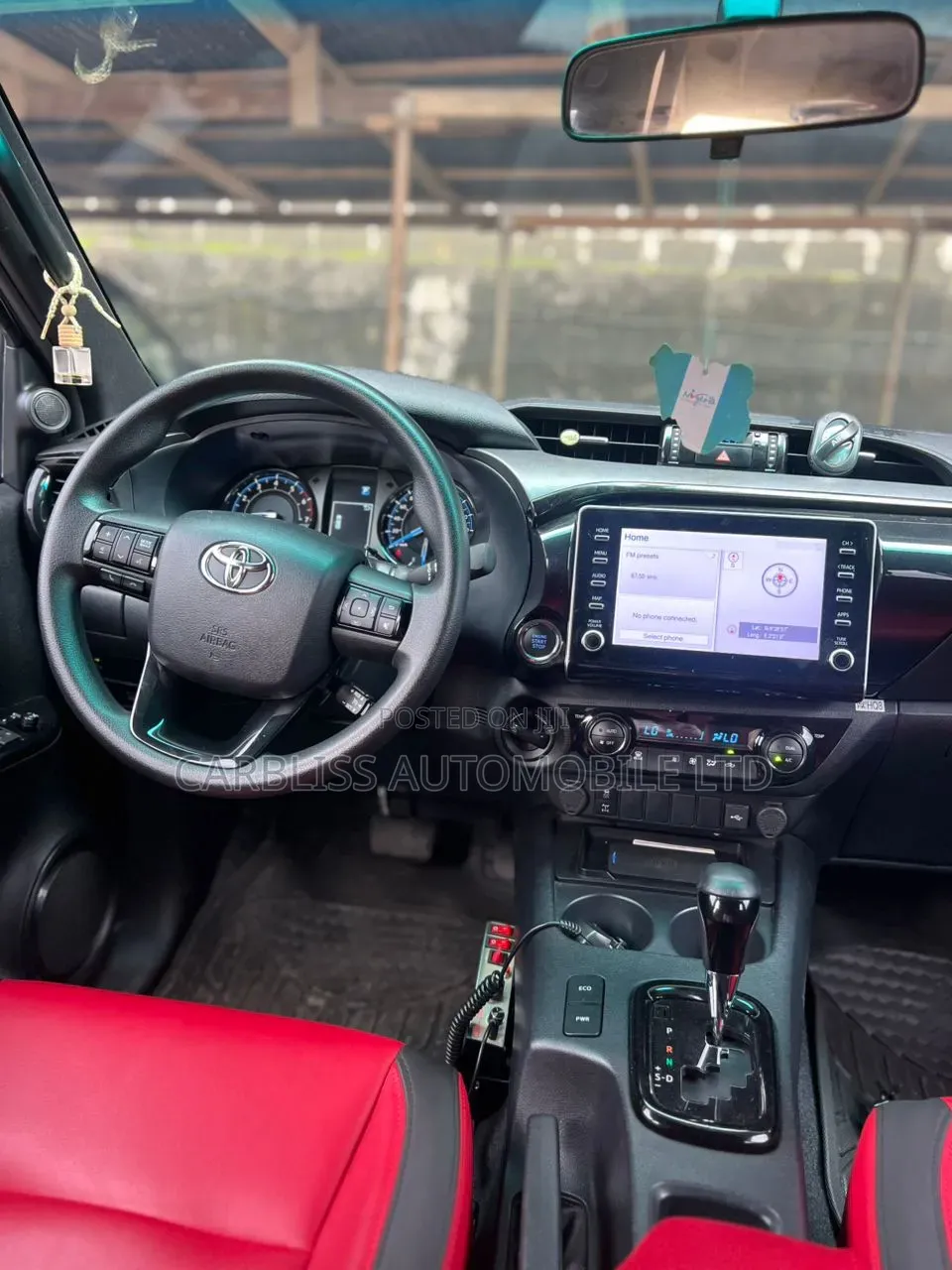 Toyota Hilux 2024 Matt Black