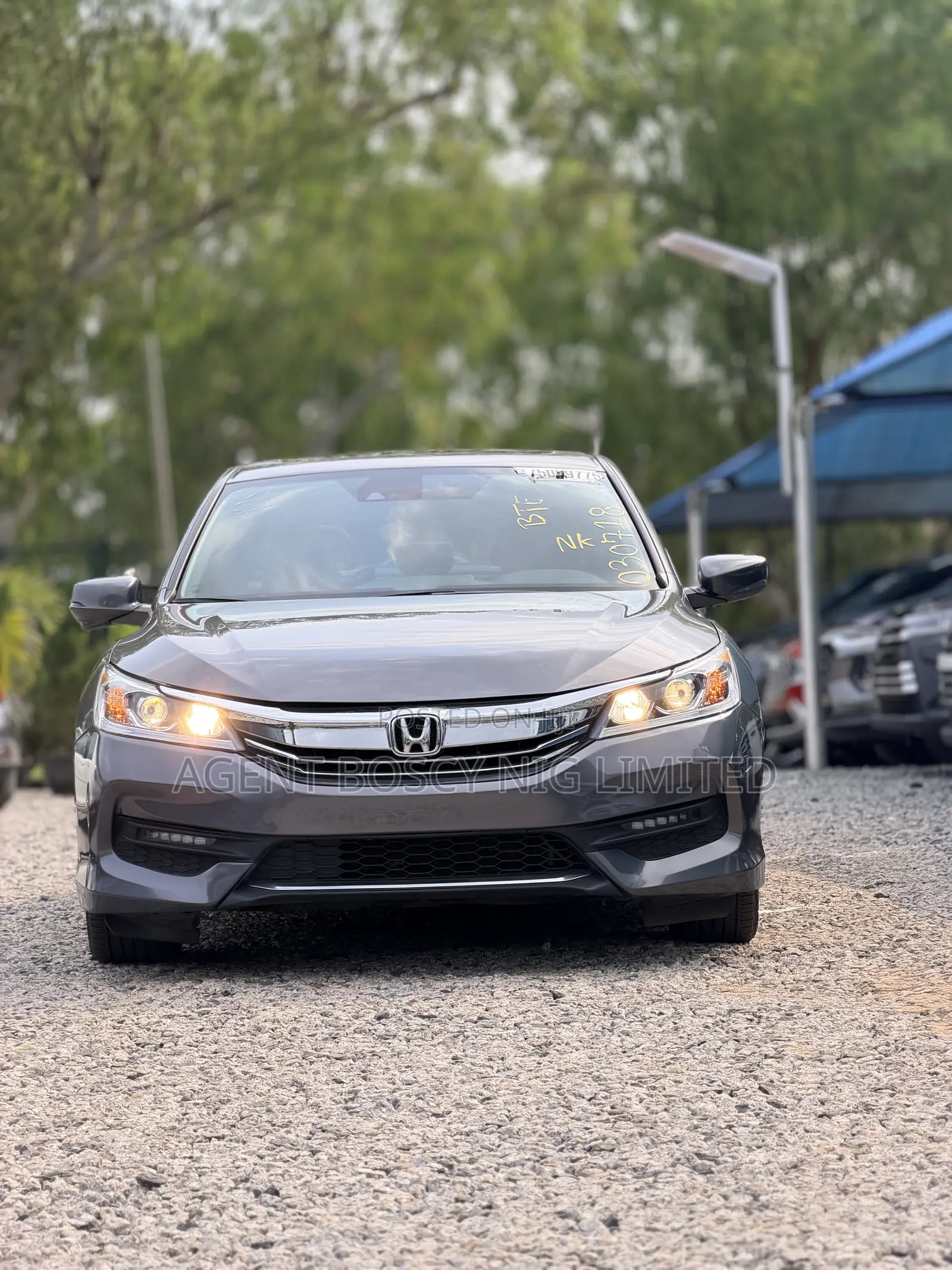 Honda Accord Touring V6 4dr Sedan FWD (3.5L 6cyl 6A) 2017 Gray