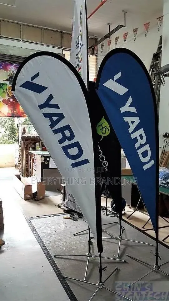 Teardrop Flag Banner Printing – Advertising Stand for Shops Events
