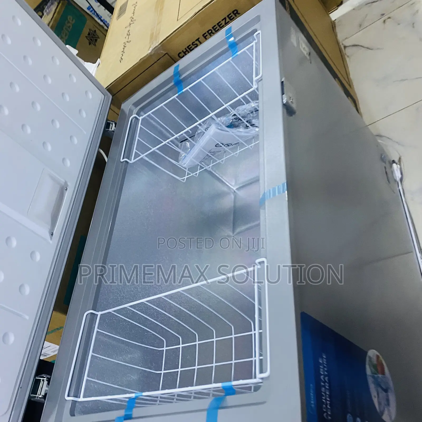 Perfect for Families: Midea 249L Large Capacity Chest Freezer