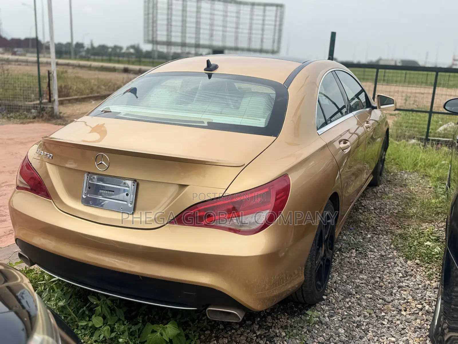 Mercedes-Benz CLA-Class CLA 250 Sedan 2014 Gold