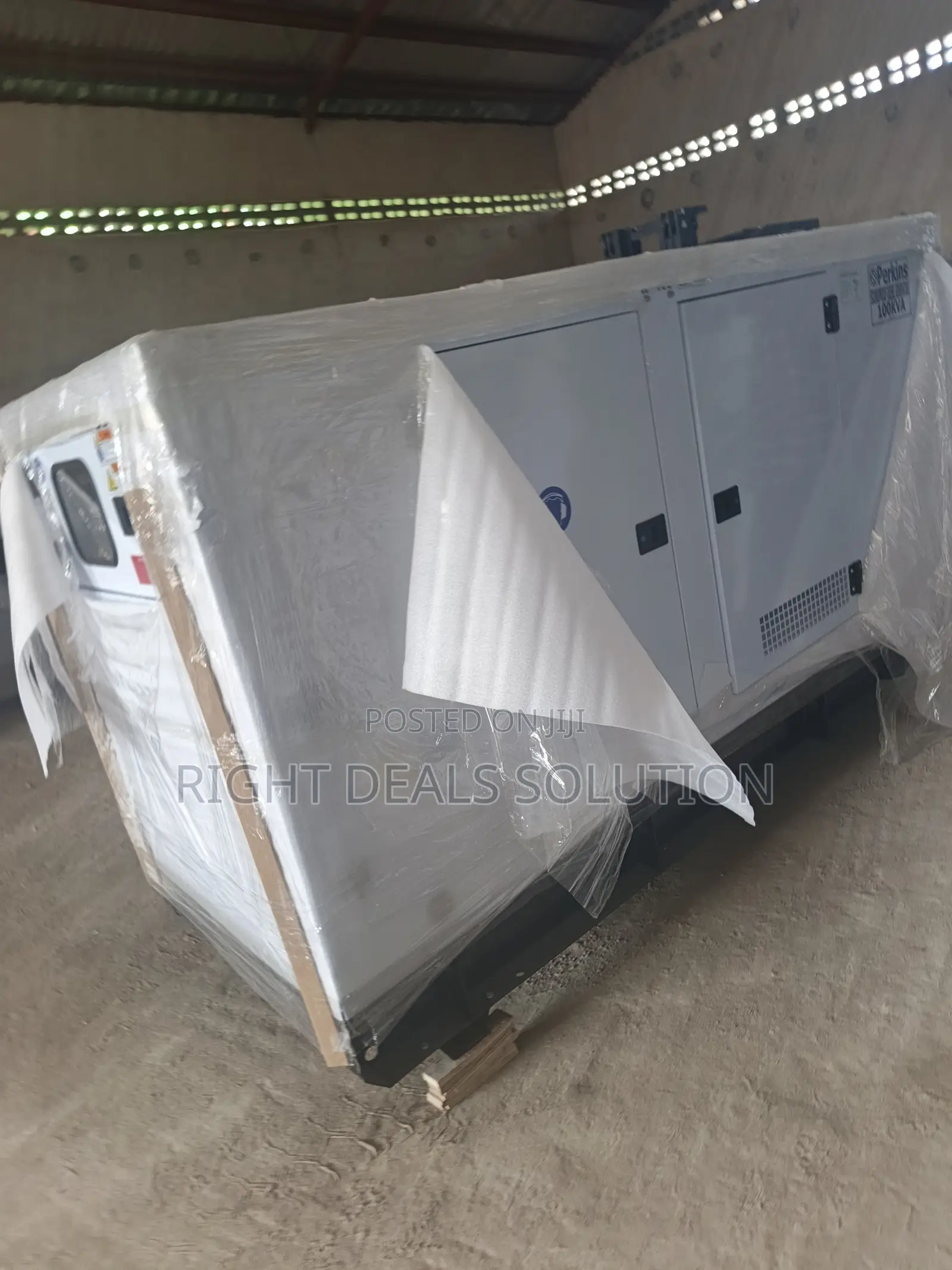 100kVA Soundproof Generator for Commercial Use
