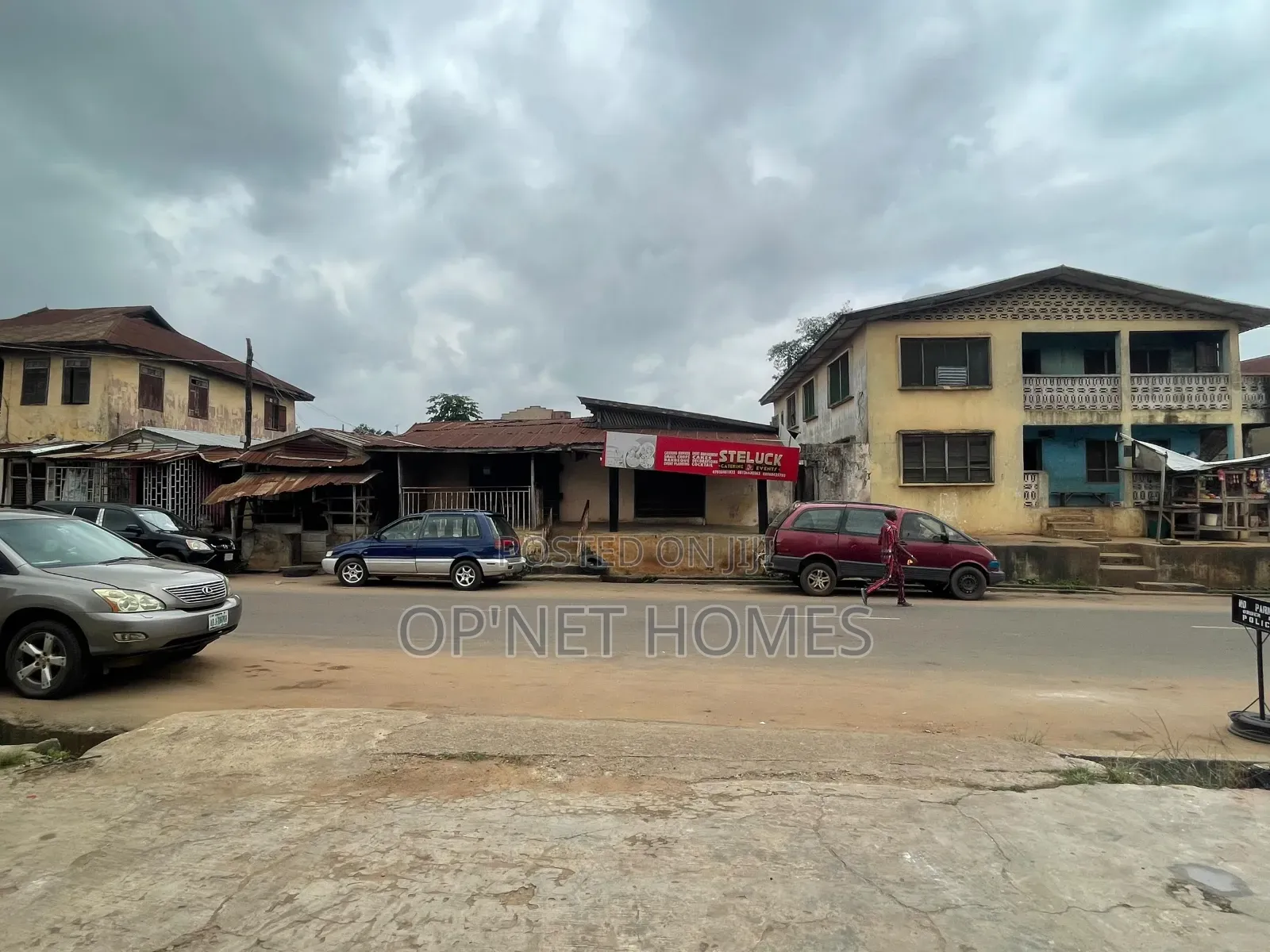 Old Buildings on 4 Plots of Land Is Available