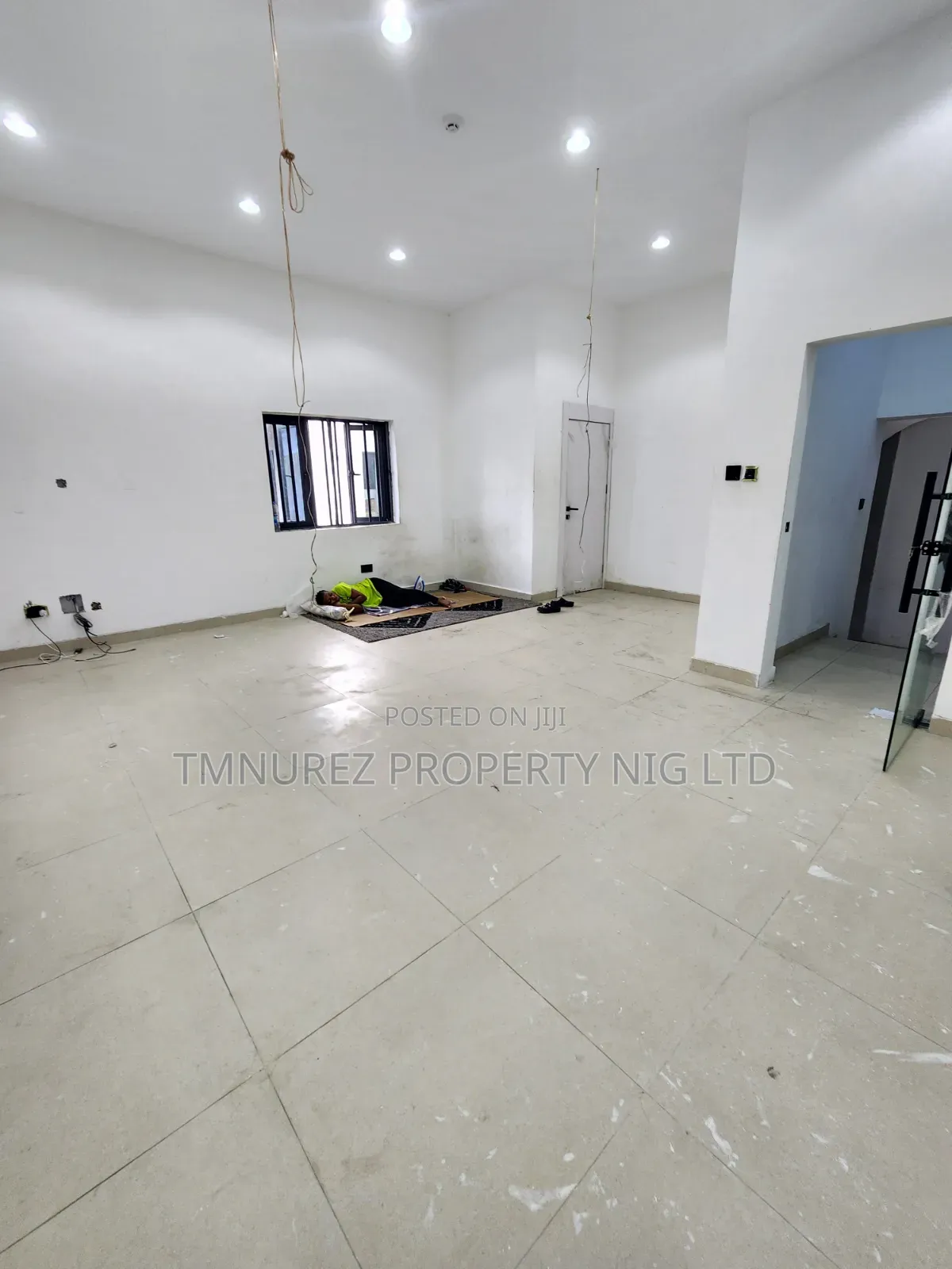 Shop for Rent Lekki Phase1